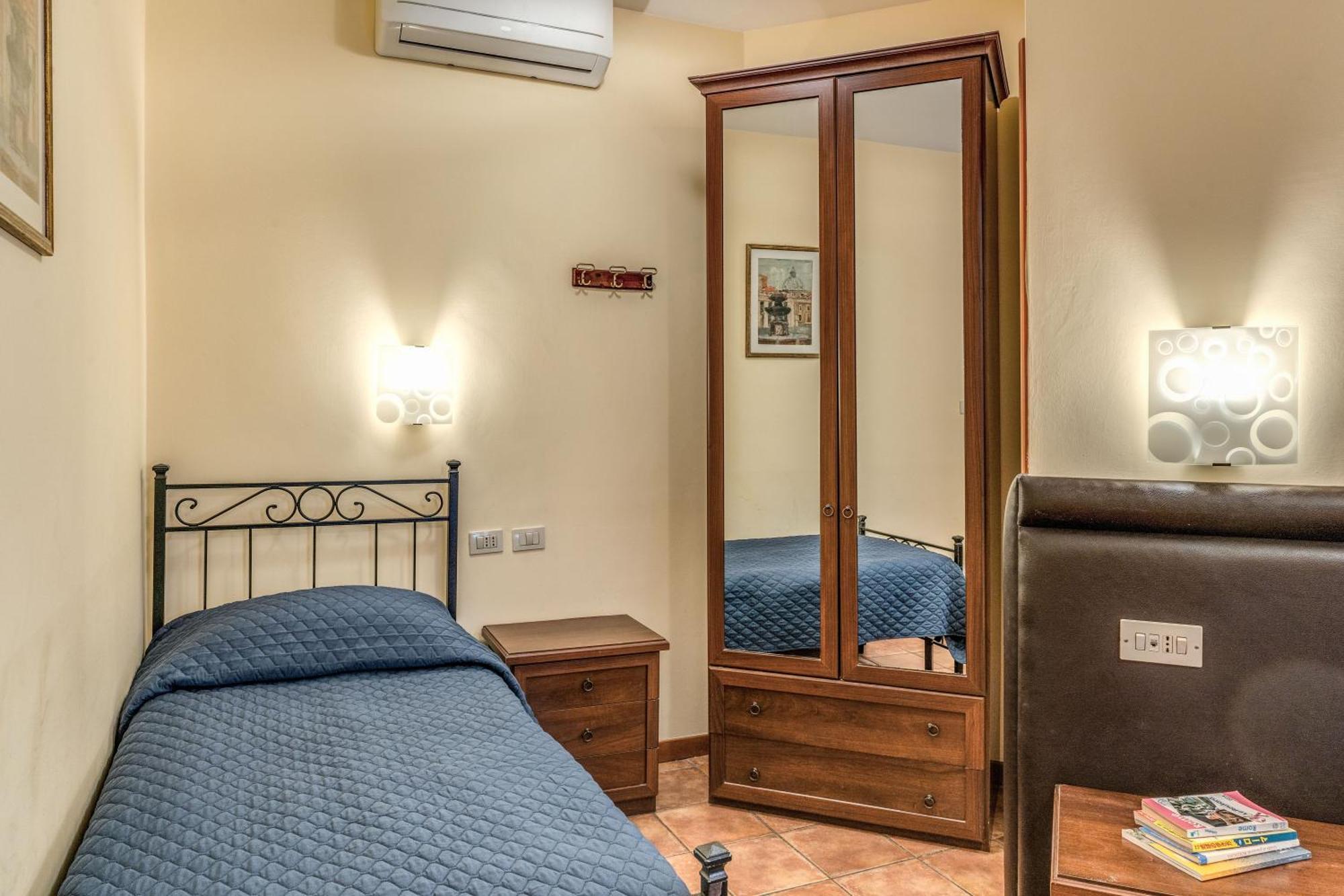 Locanda San Cosimato Rome Exterior photo